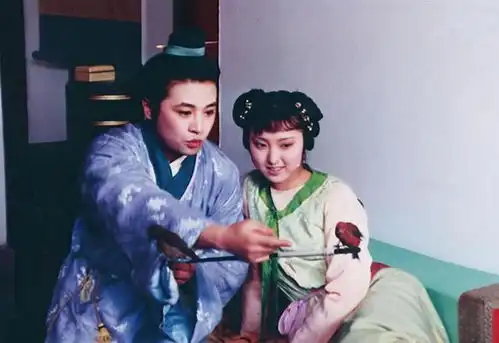 那个无父母的可怜孩子贾蔷才是红楼梦里最有手腕的男子
