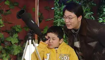 家有儿女刘梅生日,三个孩子紧张地制备礼物却不是为了她
