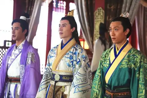 盘点5位古装奇丑的男星,别人穿古装是耍帅,他们是灾难现场

