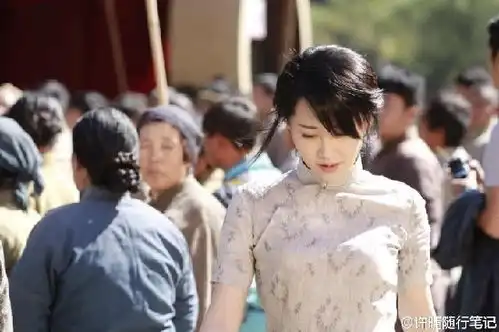 许晴晒片场照嘟嘴卖萌超性感年近五十丝毫看不到岁月痕迹
