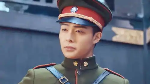 从老九门的张副官到河神的丁卯,张铭恩有颜有实力