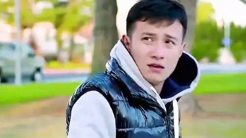 小爸爸于果在美国终于安顿下来,只不过不好的事情又要来了
