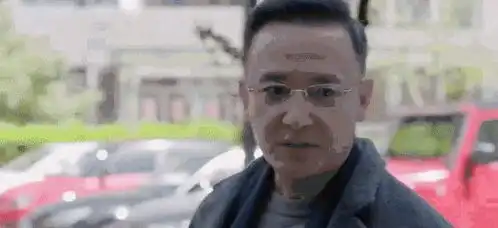 侯长荣曾被称为红楼梦剧组第一美男,今60岁搭戏海清再次翻红
