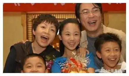 同演家有儿女,杨紫成一线大咖宠成公主,她却不受待见
