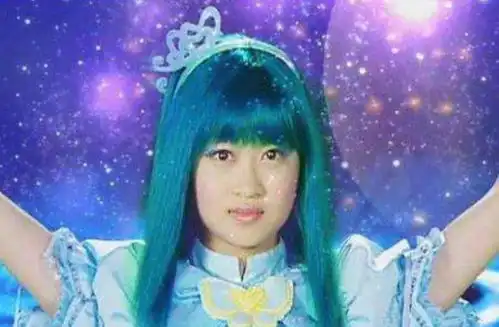 巴啦啦小魔仙同样演美琪,如今一个大火,一个成网红
