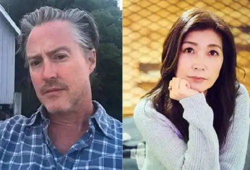 实惨夏克立家暴不成立,出狱后身无分文住桥洞,20个月没见女儿
