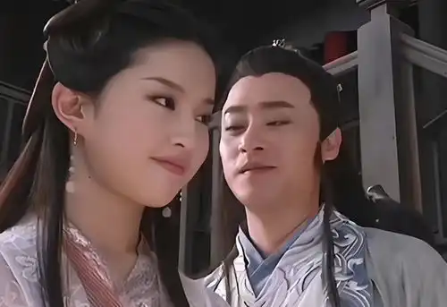 王语嫣与慕容复同住多年,段誉为何不在意你看他对阿碧做了什么
