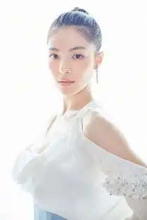芳华剧照图片钟楚曦
