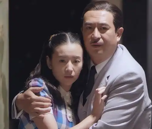 花开如梦董洁再现清纯民国装扮,男主却从陈坤变张嘉译差别太大
