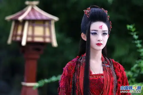 谁有花千骨的变成妖神的图片
