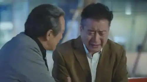 倾城时光一说到厉致谦,薛明涛情绪失控了
