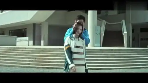 悲伤逆流成河主题曲,青春都是一条河,一回头就冲破泪腺

