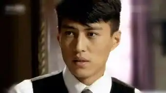 靳东终于红了有颜有演技低调帅气大长腿

