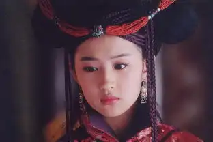灵儿和姥姥14年后再相逢
