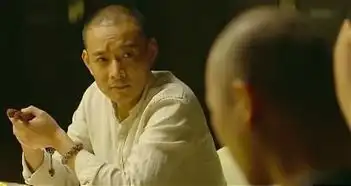 超级小郎中杜子名,不走寻常路的硬汉风格
