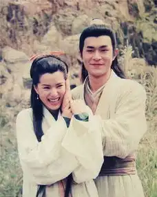 李若彤古天乐晒合照再现回忆杀杨过姑姑时隔七年同框
