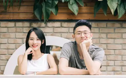 当豪门婚姻在综艺节目走下神坛,恩爱成为利益共同体,好计谋
