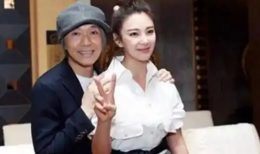 新喜剧之王票房惨淡,张雨绮却出来力挺它依然是王中之王
