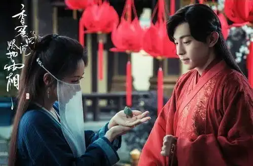 迪丽热巴杨紫人气pk,争夺金鹰女神竞争激烈,到底谁会笑到最后

