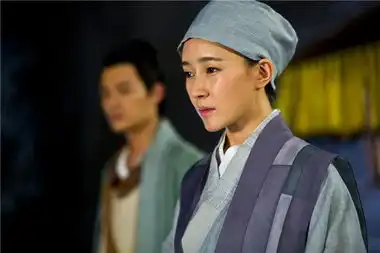 狄仁杰焦俊艳不惧压力挑战青春版武则天
