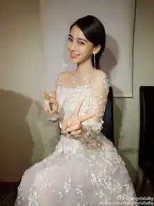你猜,你猜,这是baby的嘴还是沈梦辰的嘴
