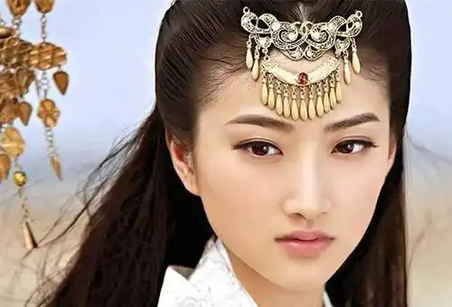 一生经历过六位帝王的女人,美貌不输四大美女,被子侄辈强娶两次