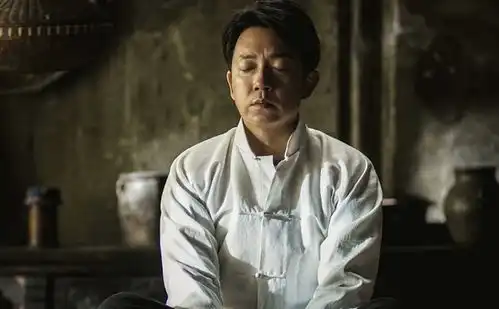 潘粤明新剧来袭,搭档两位女神引期待,看剧照这次又油腻了
