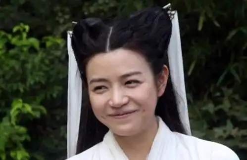 原来真是造型问题,陈妍希多年后再穿古装,仙气十足让人不敢认
