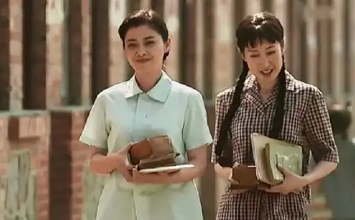 父母爱情安杰也曾对葛美霞付出过真心,只可惜还是渐行渐远了
