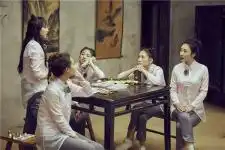 吴映洁陈乔恩现场扮鬼脸,模样俏皮搞怪图集