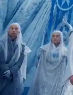 想不到有生之年竟然能看到超越巴拉拉小魔仙的
