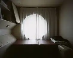 荒废的日本另类房屋胶囊塔
