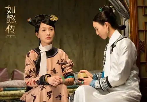 海兰小天使终于要逆袭啦变身成为美妆博主的她奶凶奶凶的,原来宫斗妆是这么化的

