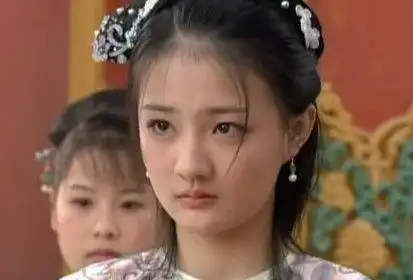 甄嬛传玉娆和慎郡王年纪尚轻,为何要将元澈过继他们名下
