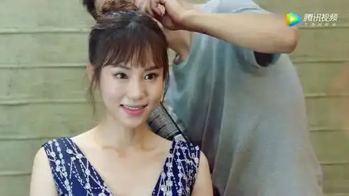 你和我的倾城时光,顾延之假扮摄影师,厉靳媛和陈铮搞笑互怼

