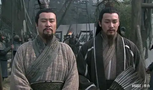 刘备这辈子最大的失误虽然请到诸葛亮出山,却错过一个绝世高人

