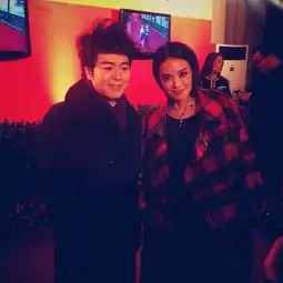 一步之遥举行首映礼郎朗担任音乐总监
