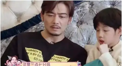 杨烁在家从不打开孩子作业分不清日期和分数,网友女儿控