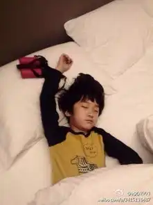 张亮落寞富二代奋斗记小爸爸与天天一起长大
