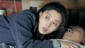 鸡毛飞上天陈江河骆玉珠火车上初次见面,露宿桥头合伙鸡毛换糖
