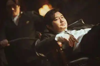 如果错过太阳时你流了泪,那么你也要错过群星了