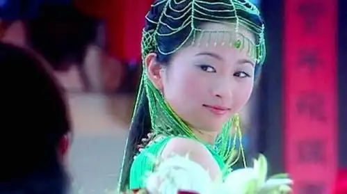 欢天喜地七仙女青儿的发型太美了,最后一个好似观音下凡
