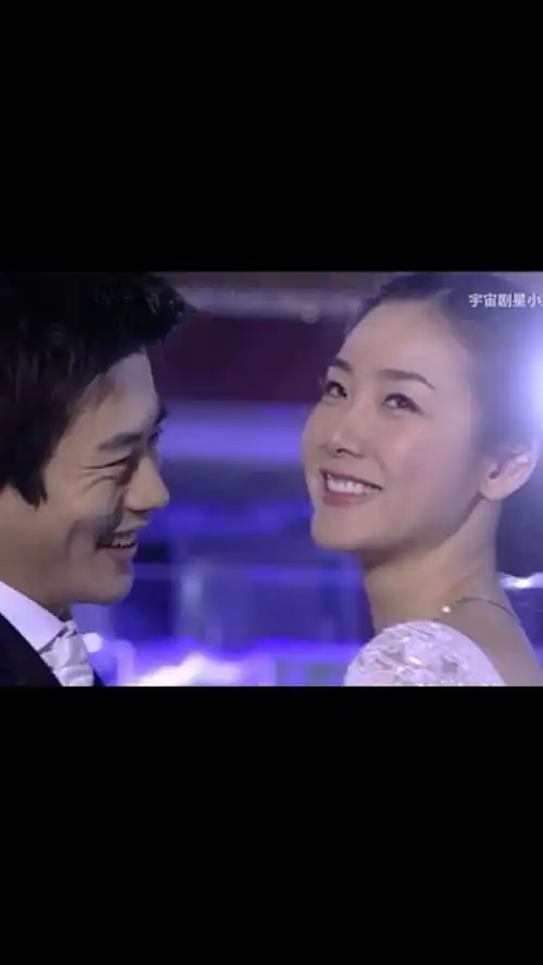 天国的阶梯男女主的气质太配了,就是男主不适合笑,褶子有点多
