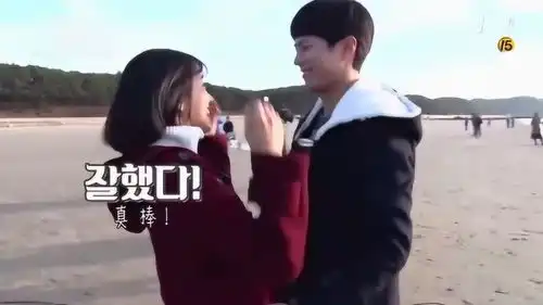 请回答1988爆笑花絮,真的就像是一家人一样
