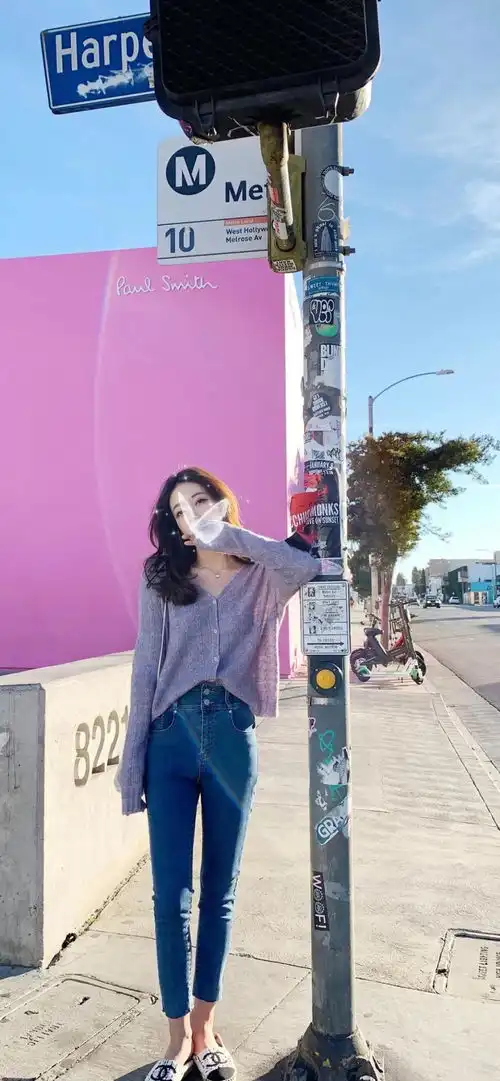 求谁有怦然动心的壁纸照片还有情头
