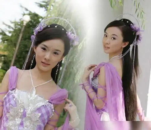 请问欢天喜地七仙女是什么双色装爱好者的聚会吗
