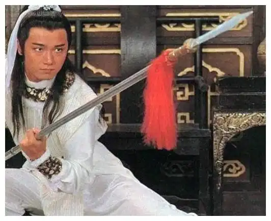 苗侨伟29岁爱女婉拒参加选举港姐,不靠爸爸靠自己在好莱坞发展
