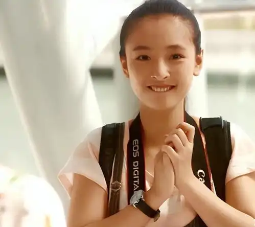 吴倩曾经的武大校花,一眼望去是初恋时美好的样子
