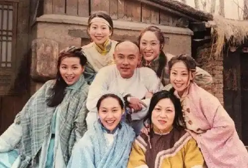 张一山版鹿鼎记央视开播,翻拍多次久盛不衰,能否超越经典
