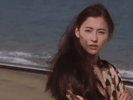 发胖后的张柏芝有多美重回颜值巅峰,这才是当年的柳飘飘

